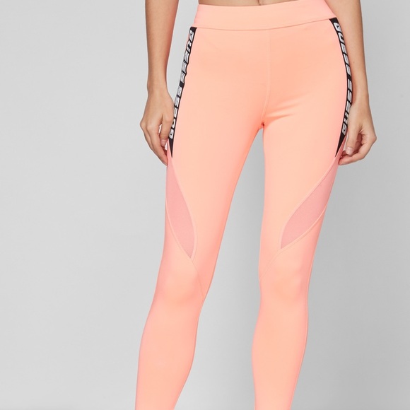New GUESS Women's peach leggings SZ M - Picture 1 of 6